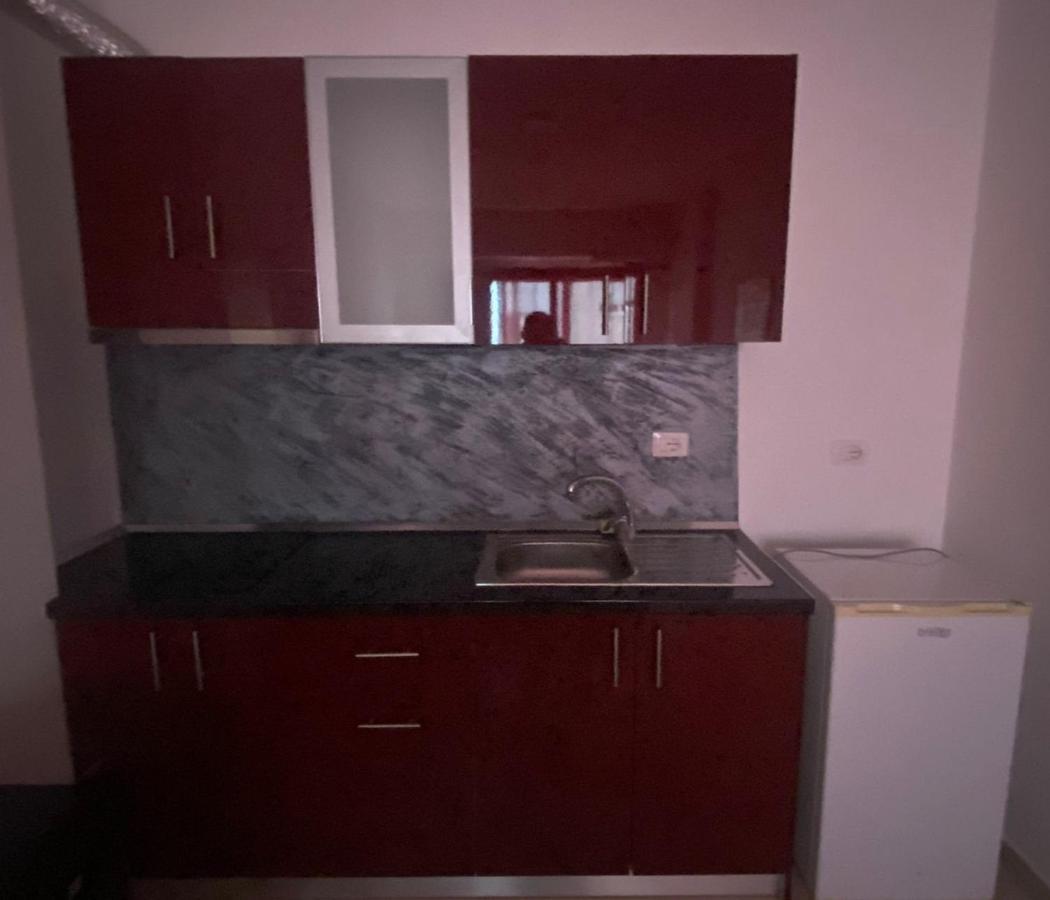 Shengjin Apartamente Antoni ภายนอก รูปภาพ