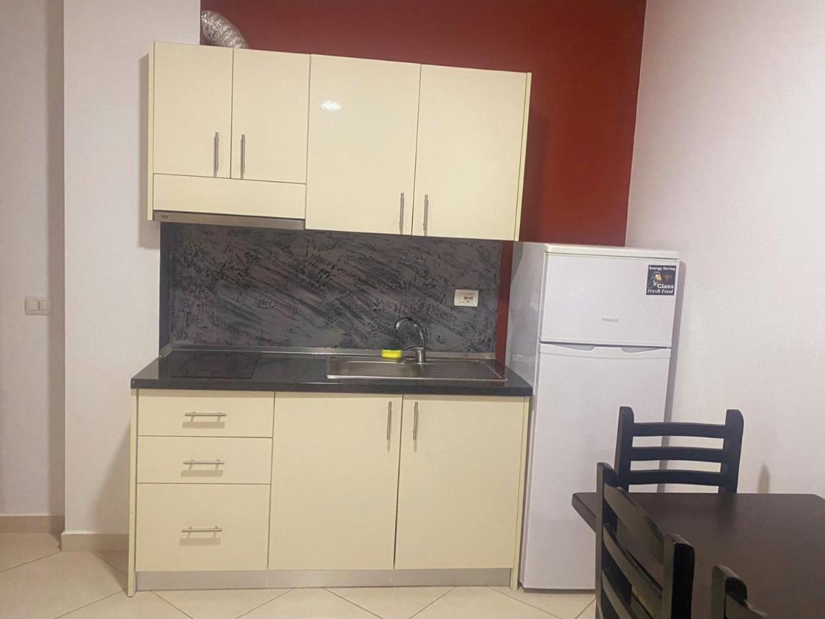 Shengjin Apartamente Antoni ภายนอก รูปภาพ