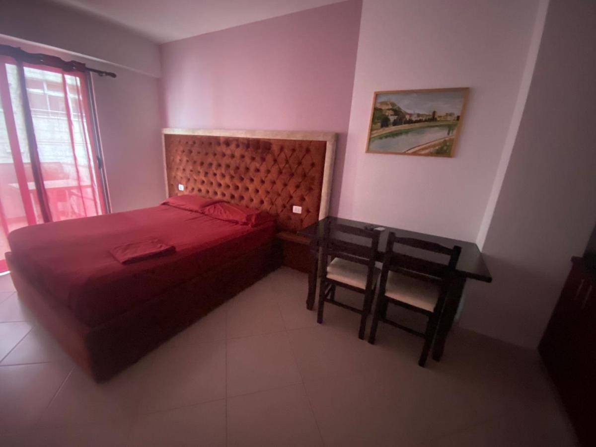 Shengjin Apartamente Antoni ภายนอก รูปภาพ