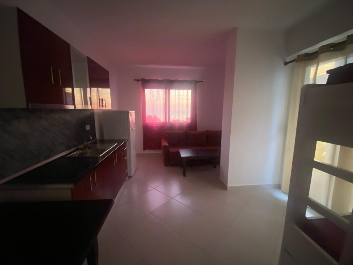 Shengjin Apartamente Antoni ภายนอก รูปภาพ