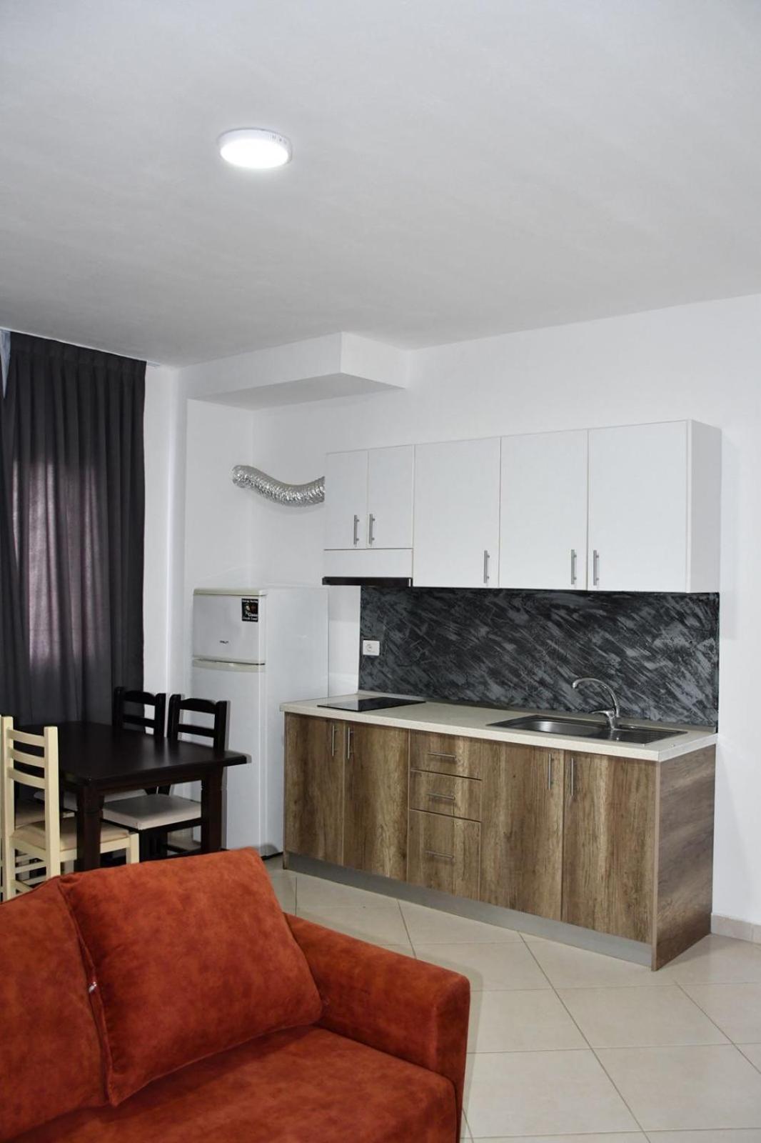 Shengjin Apartamente Antoni ภายนอก รูปภาพ