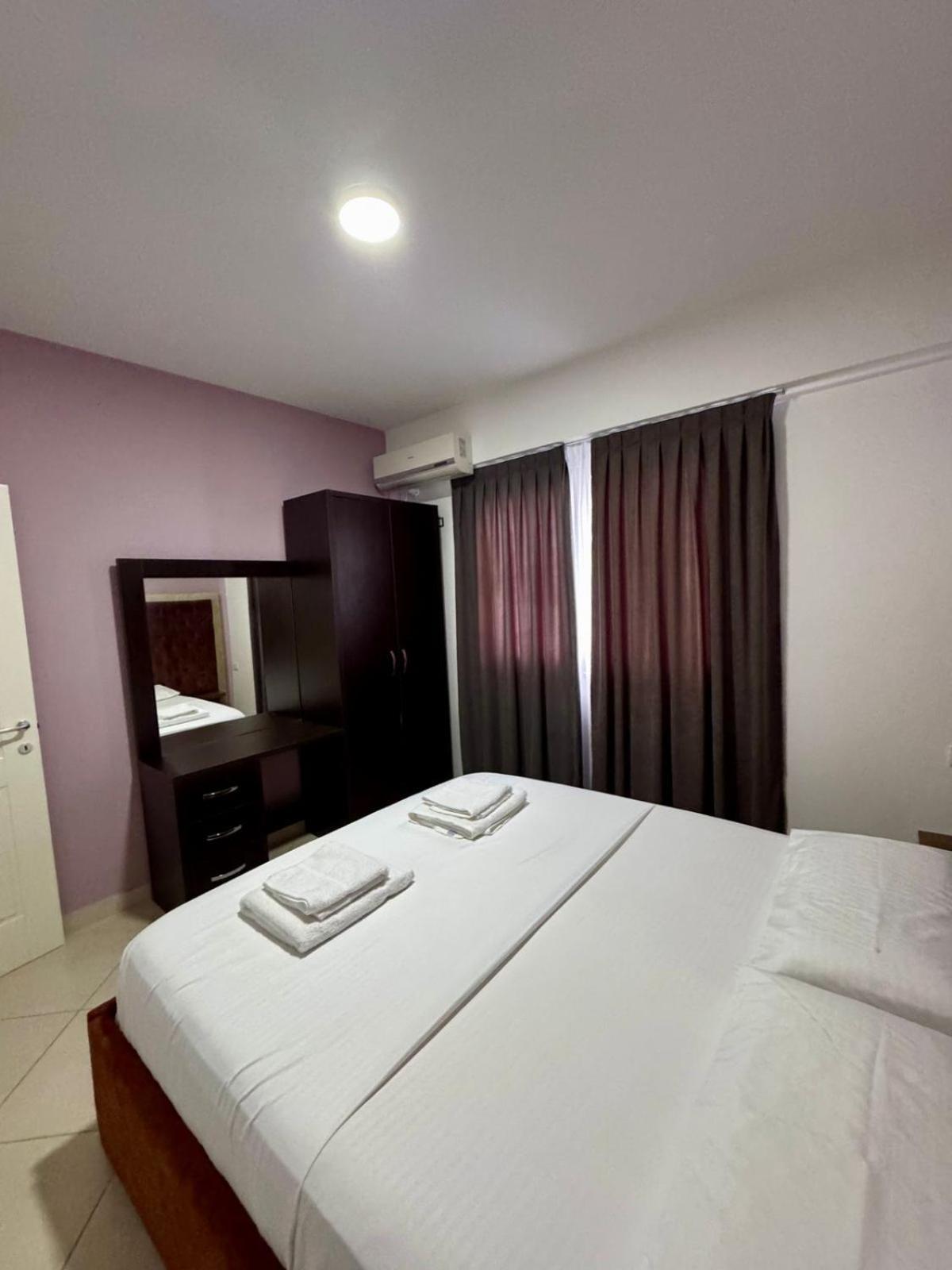Shengjin Apartamente Antoni ภายนอก รูปภาพ