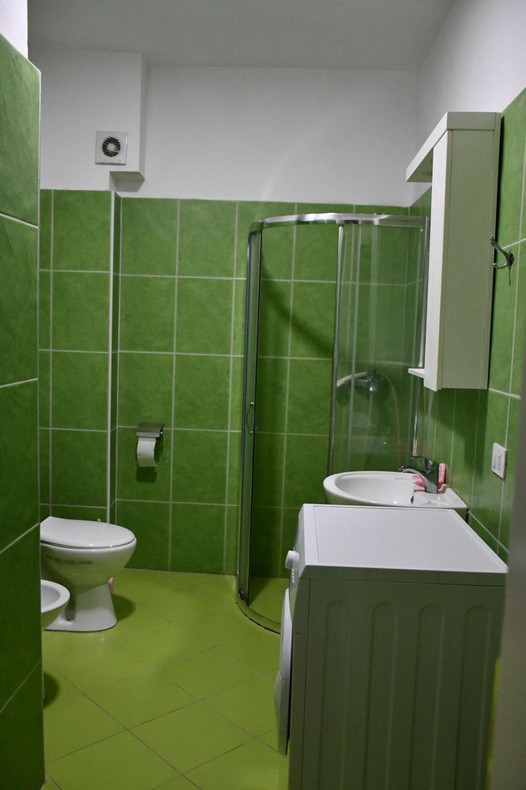 Shengjin Apartamente Antoni ภายนอก รูปภาพ