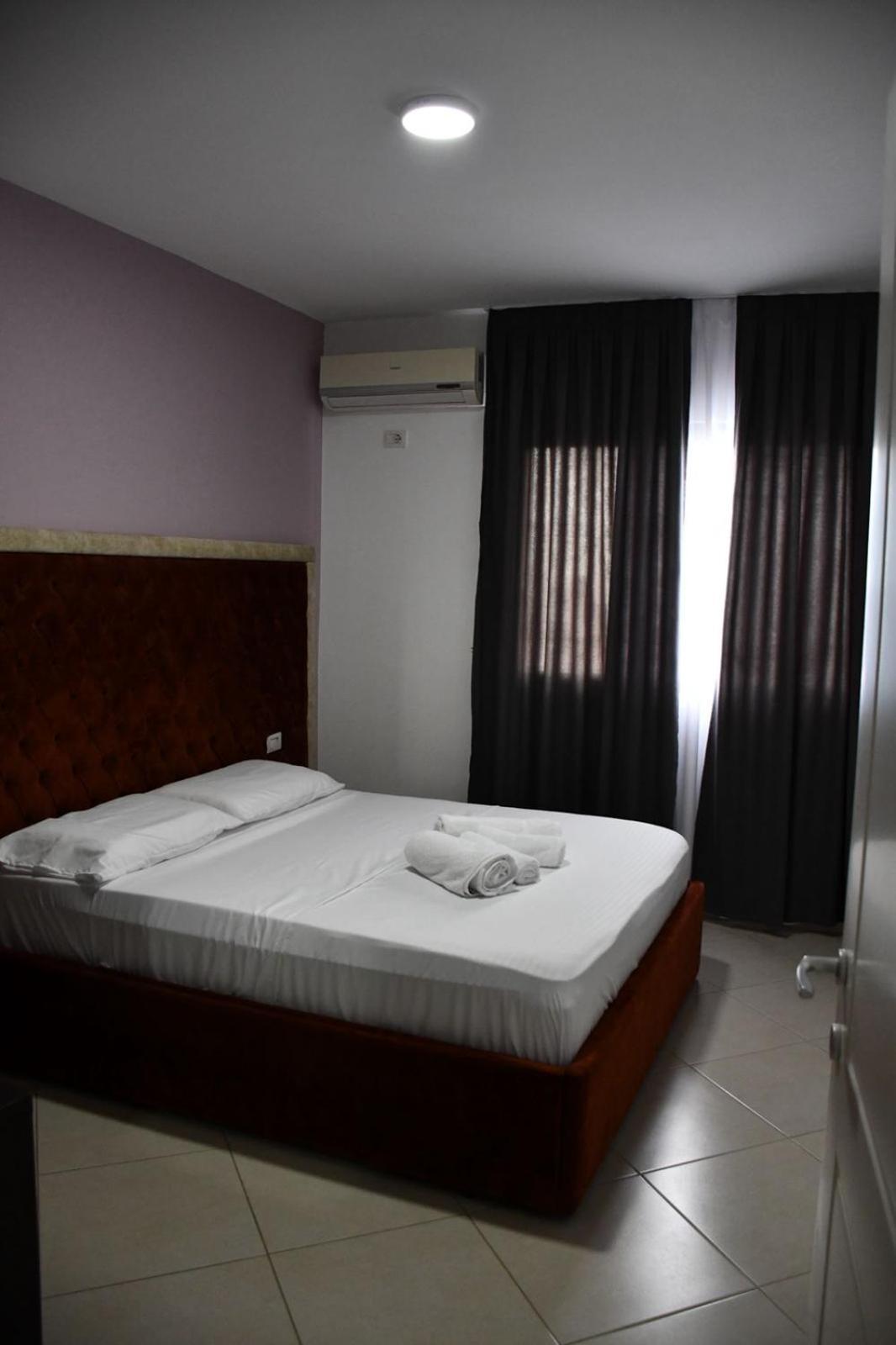 Shengjin Apartamente Antoni ภายนอก รูปภาพ