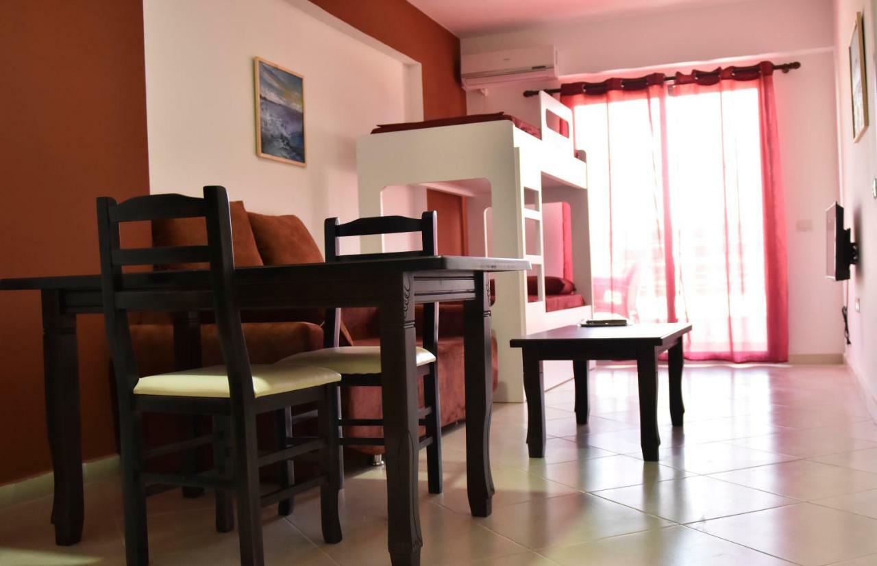 Shengjin Apartamente Antoni ภายนอก รูปภาพ
