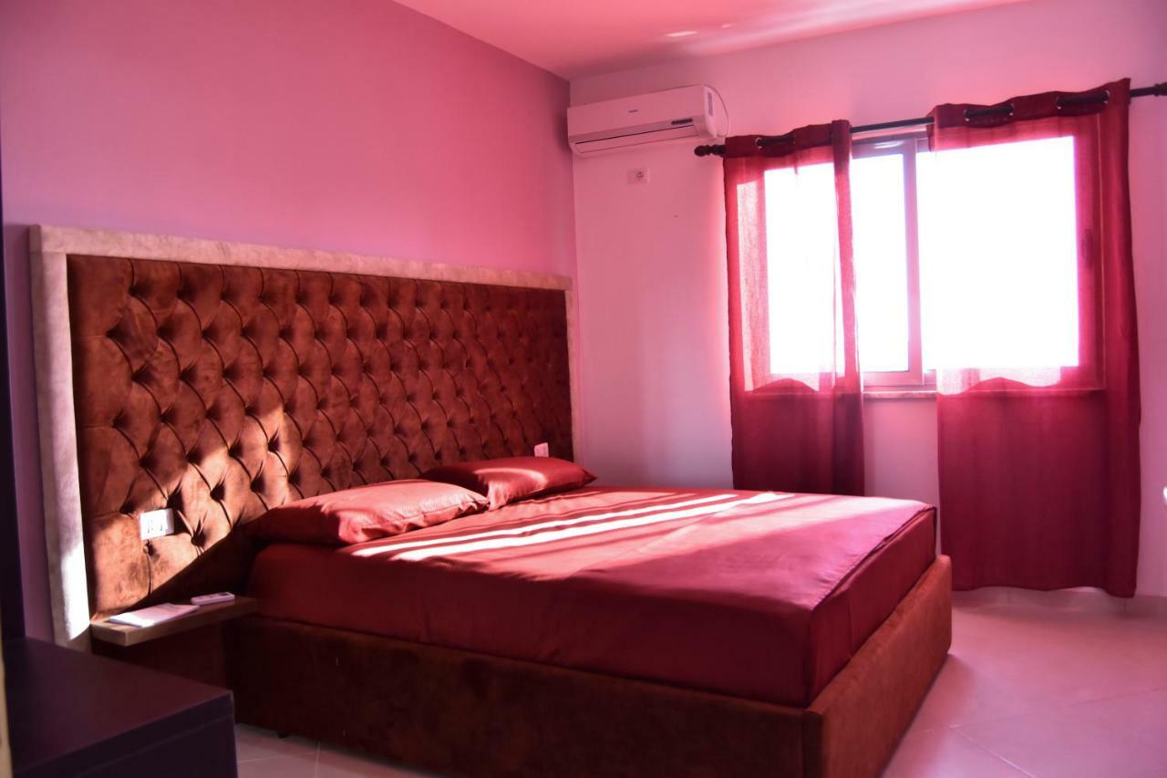 Shengjin Apartamente Antoni ภายนอก รูปภาพ